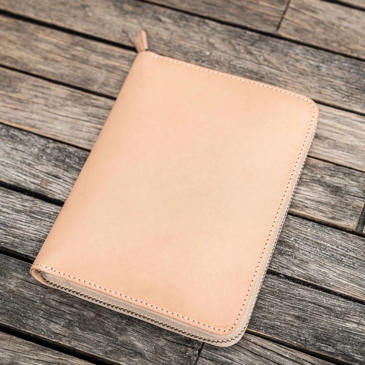 Galen Leather 5-Pen Zippered Case Natural