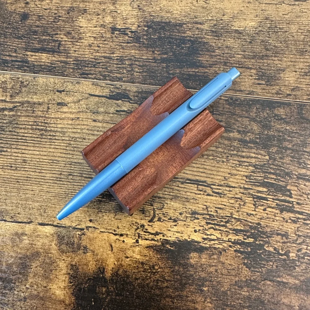 LAMY noto 限定アイスブルー Lamy Noto Ballpoint Pen (New Colors!) — The Gentleman Stationer