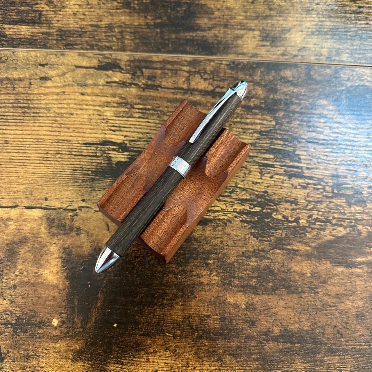 Pilot Legno Striated Multi Pens (Dark Brown)