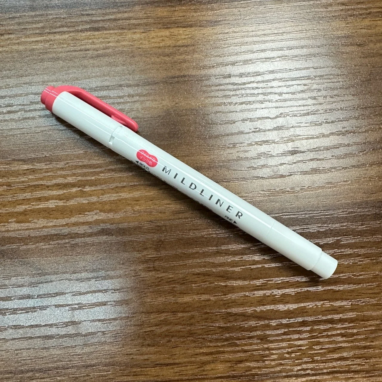 Zebra Mildliner Red (MR)