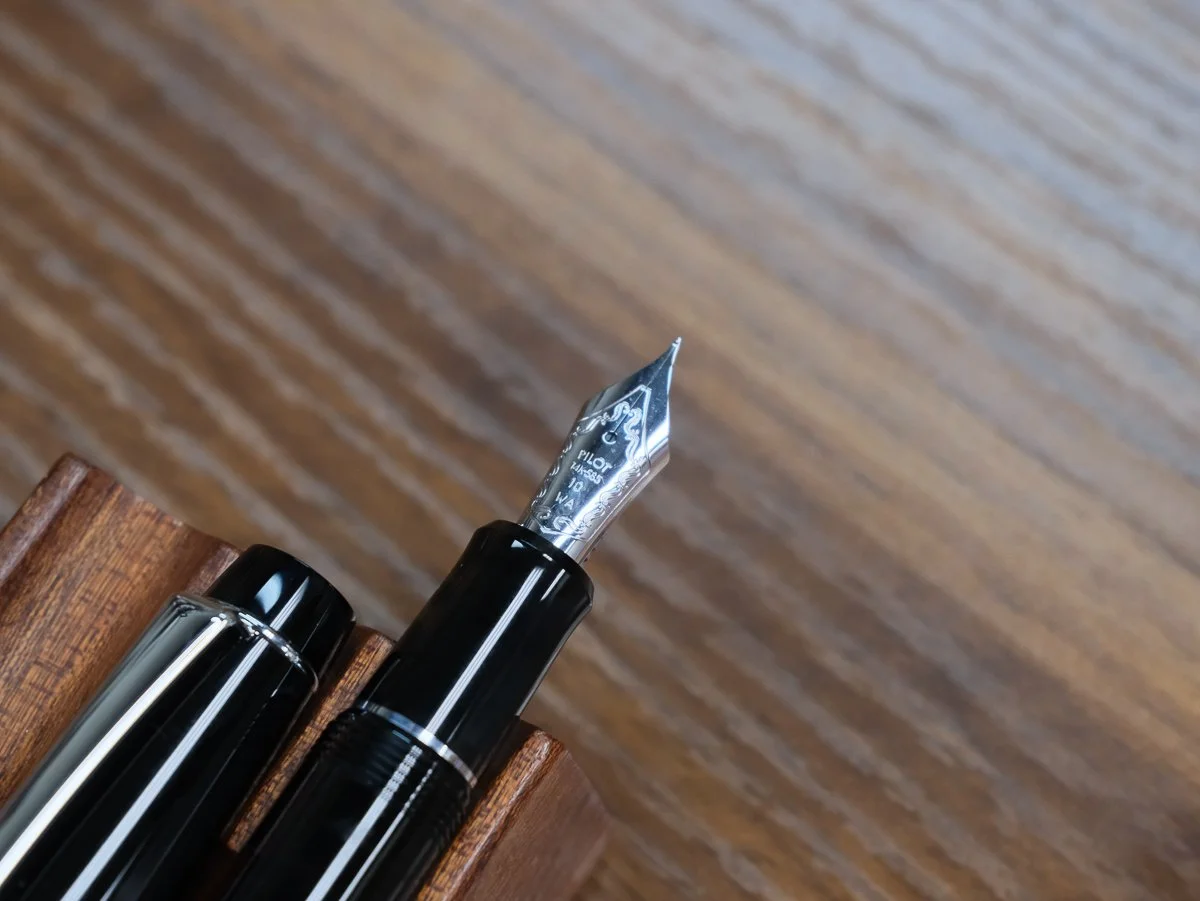 Pilot Custom 912 Fountain Pen with Waverly Nib