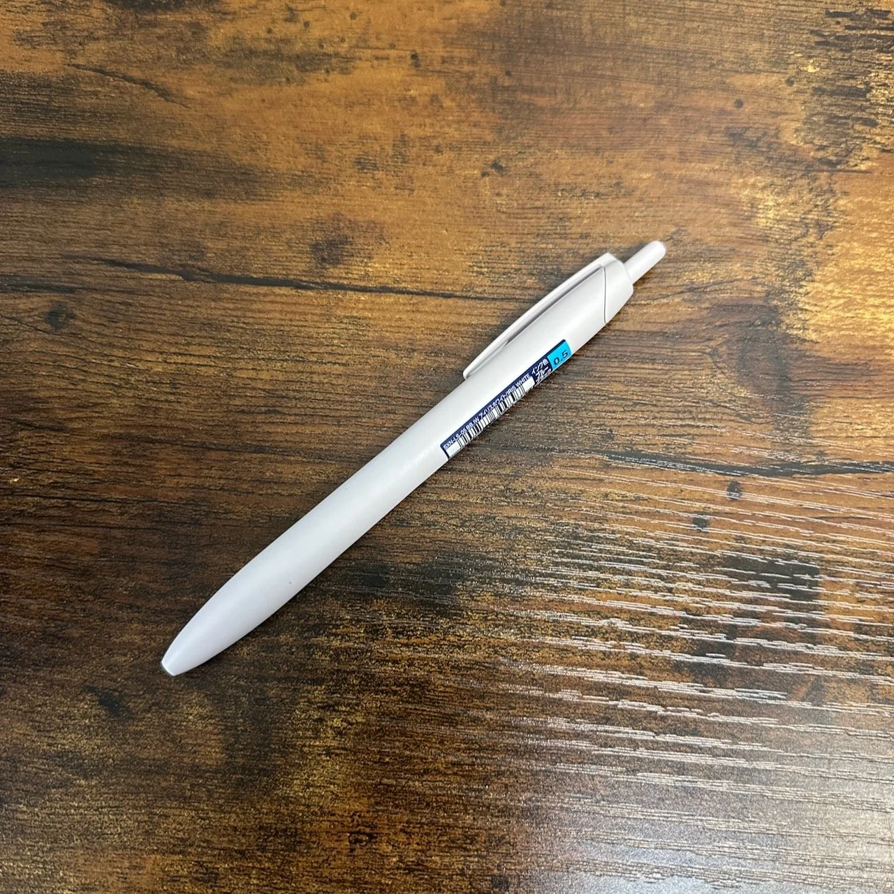 Jetstream Lite Touch Limited Iris White