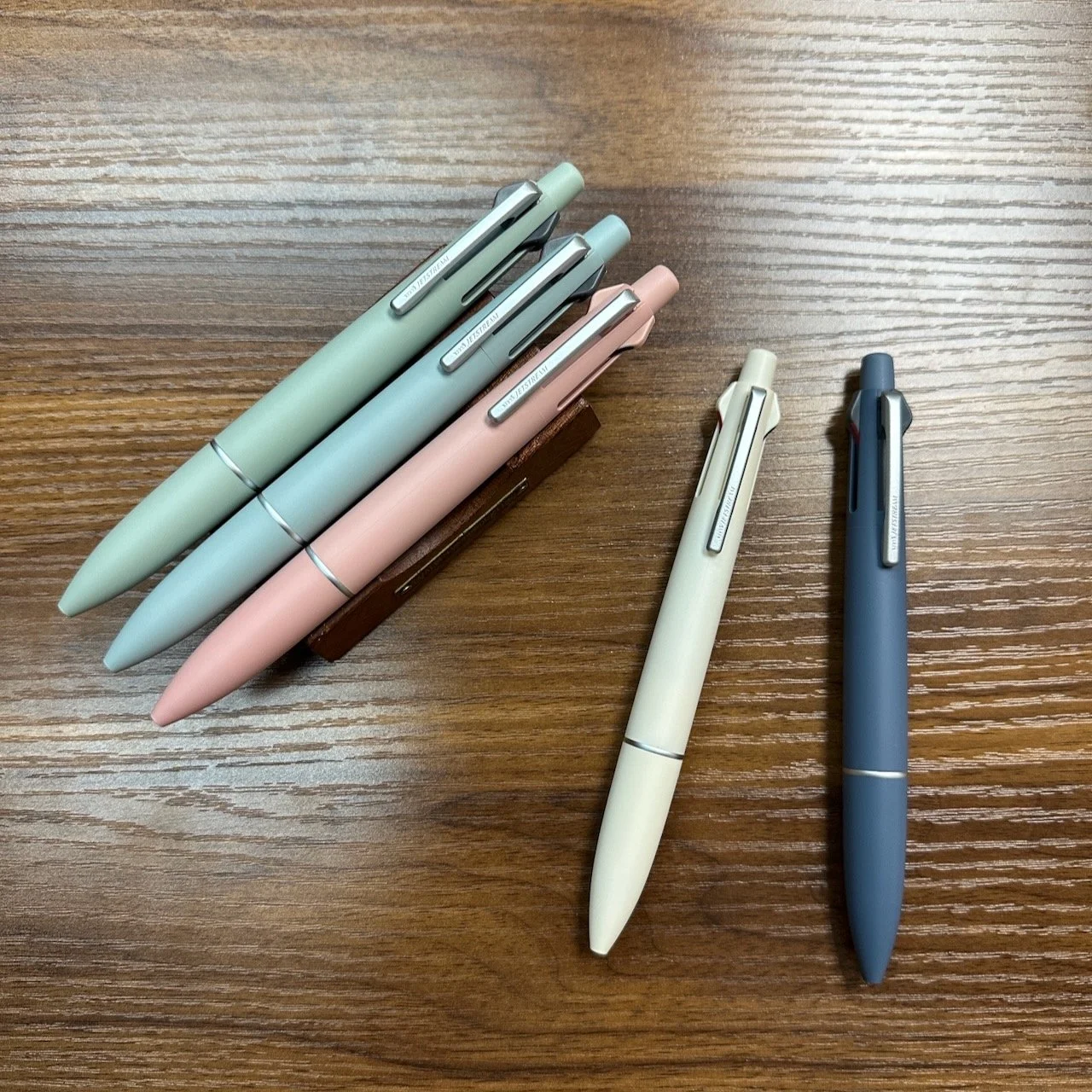 Jetstream Lite-Touch 4+1 Multi Pen