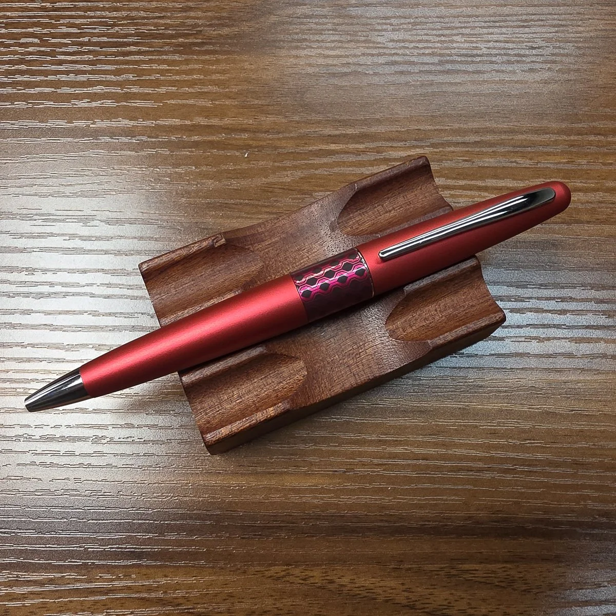 Pilot Metropolitan Ballpoint (Red Retro Pop)