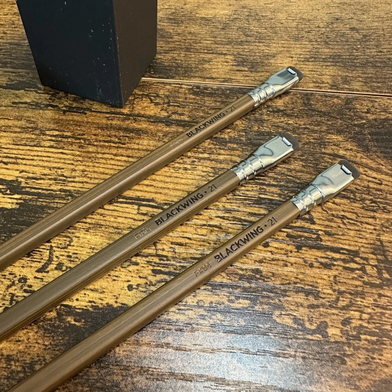 Blackwing Volume 21 Square Barrel with Ferrule