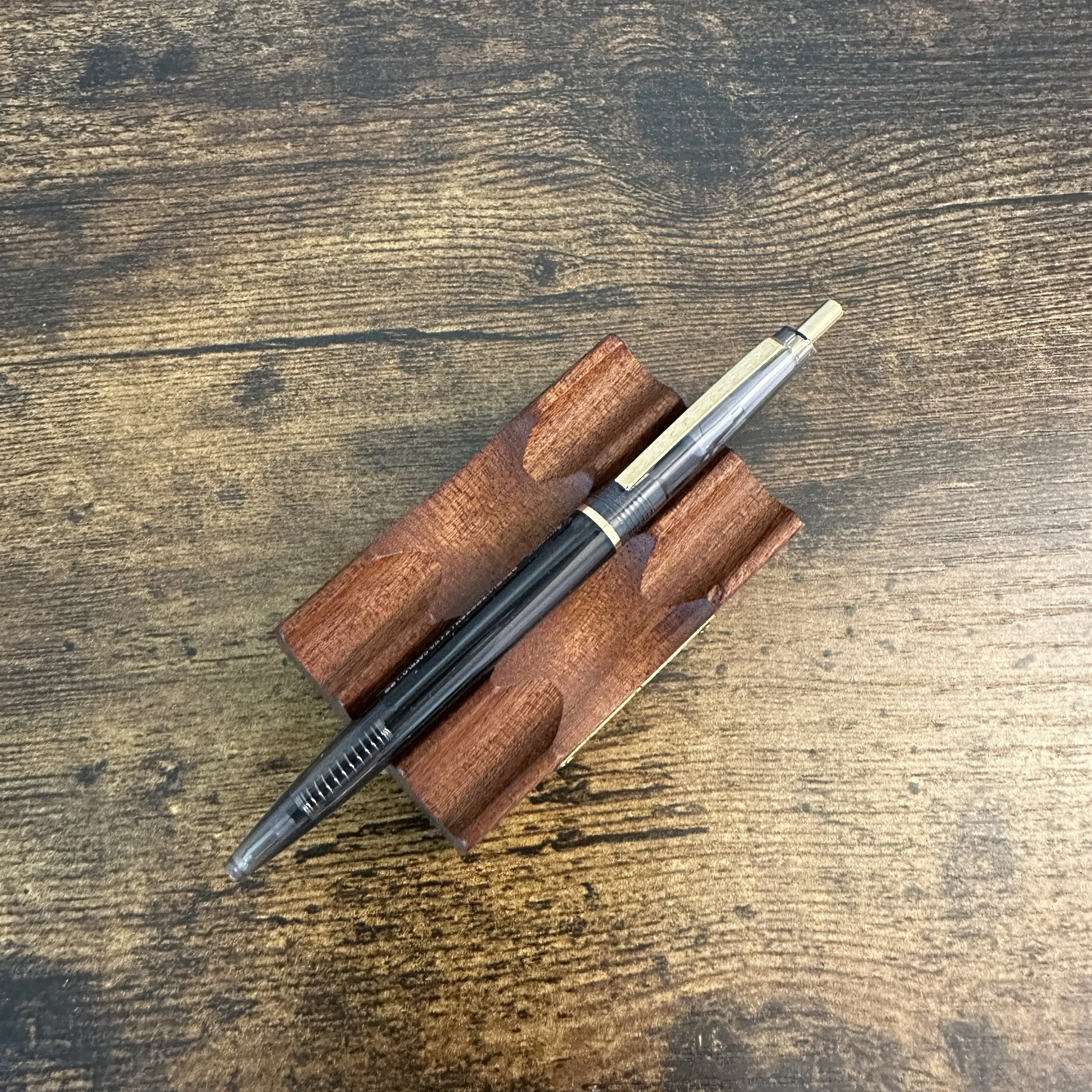 Anterique Ballpoint Clear Grey