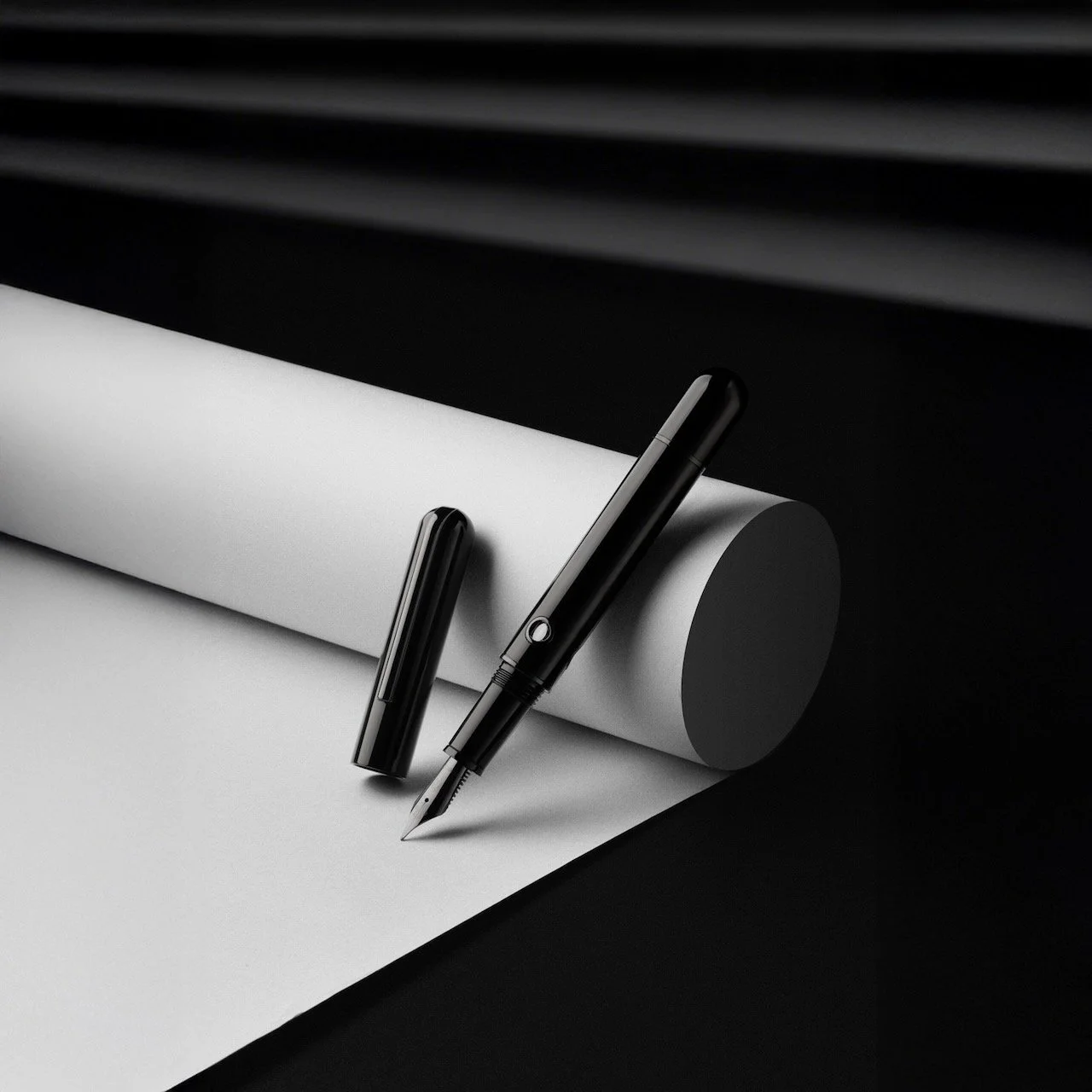 Nahvalur Nautilus Ebonite Black Nib Down