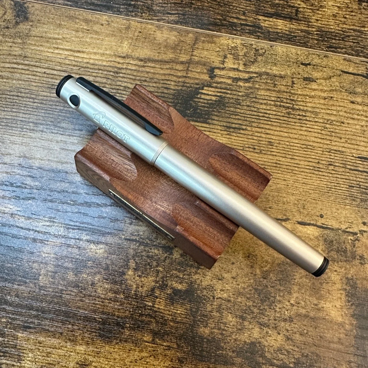 Pilot Explorer Fountain Pen Gold