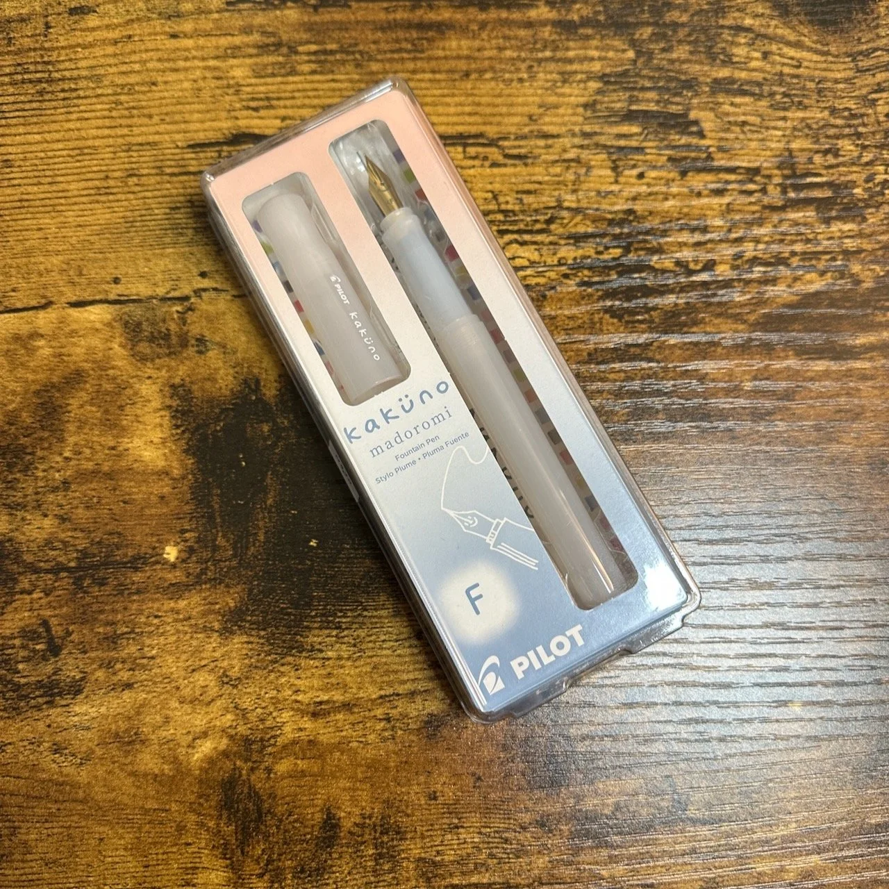 Pilot Kakuno Madoromi White Fine