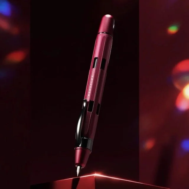 Nahvalur Eclipse Ruby