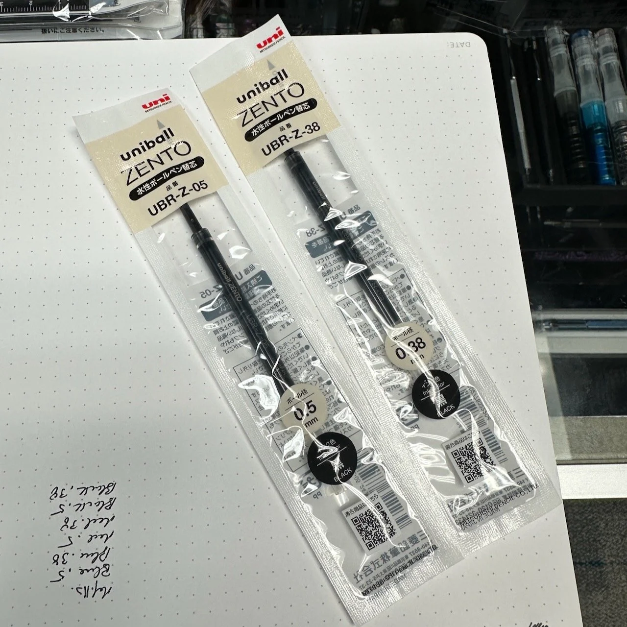 Uni Zento Black Ink Refills