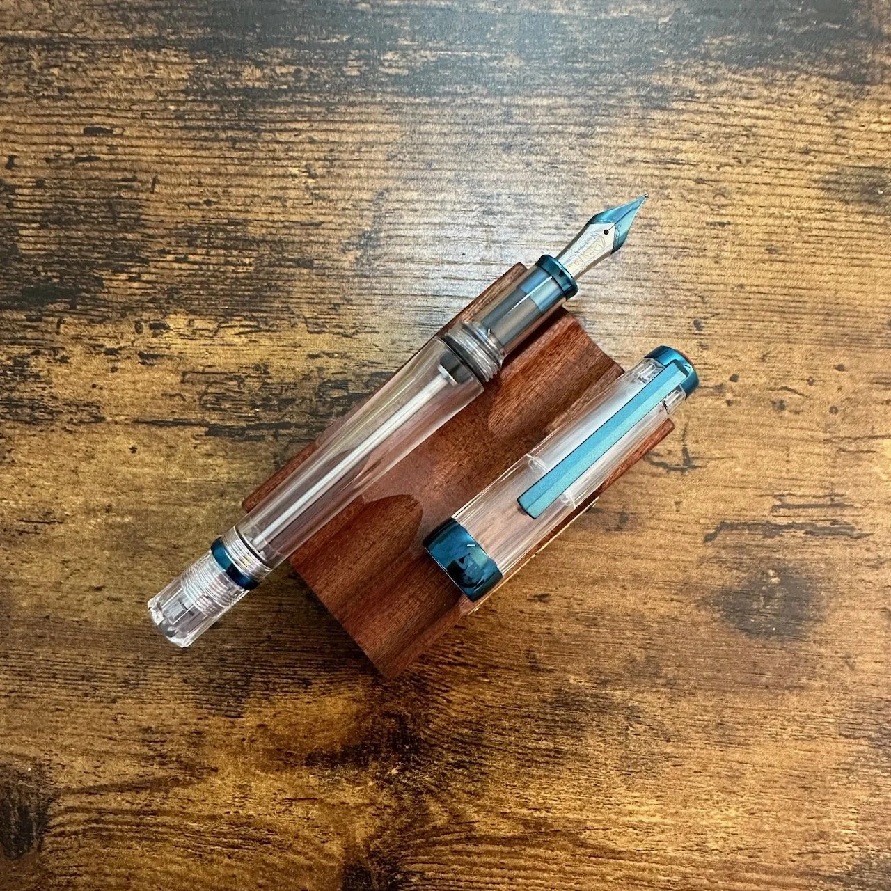 TWSBI Vac700R Fountain Pen Kyanite Uncapped