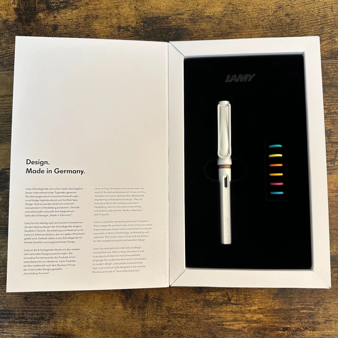 Lamy Safari Multi Fountain Pen (All White)