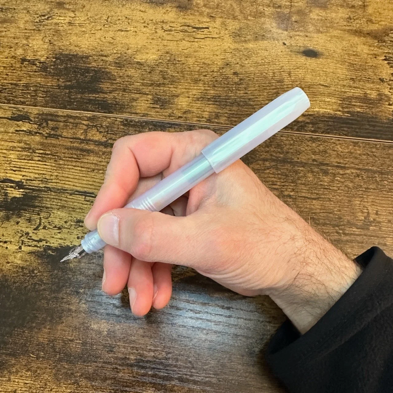 Kaweco Perkeo Iridescent Pearl in-hand