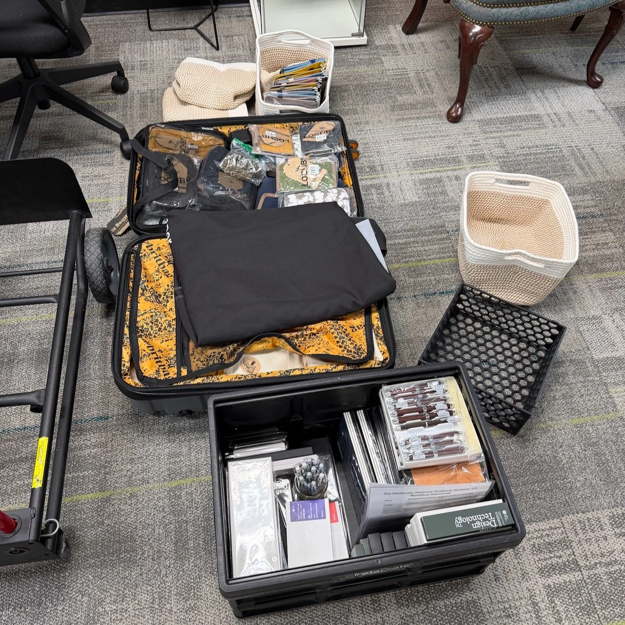 DC Pen Show Packing Setup