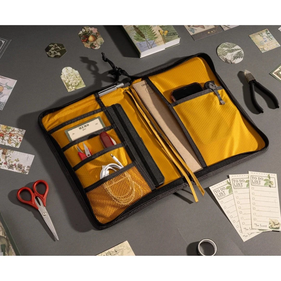 Lochby Field Folio B5 Charcoal Gold Open