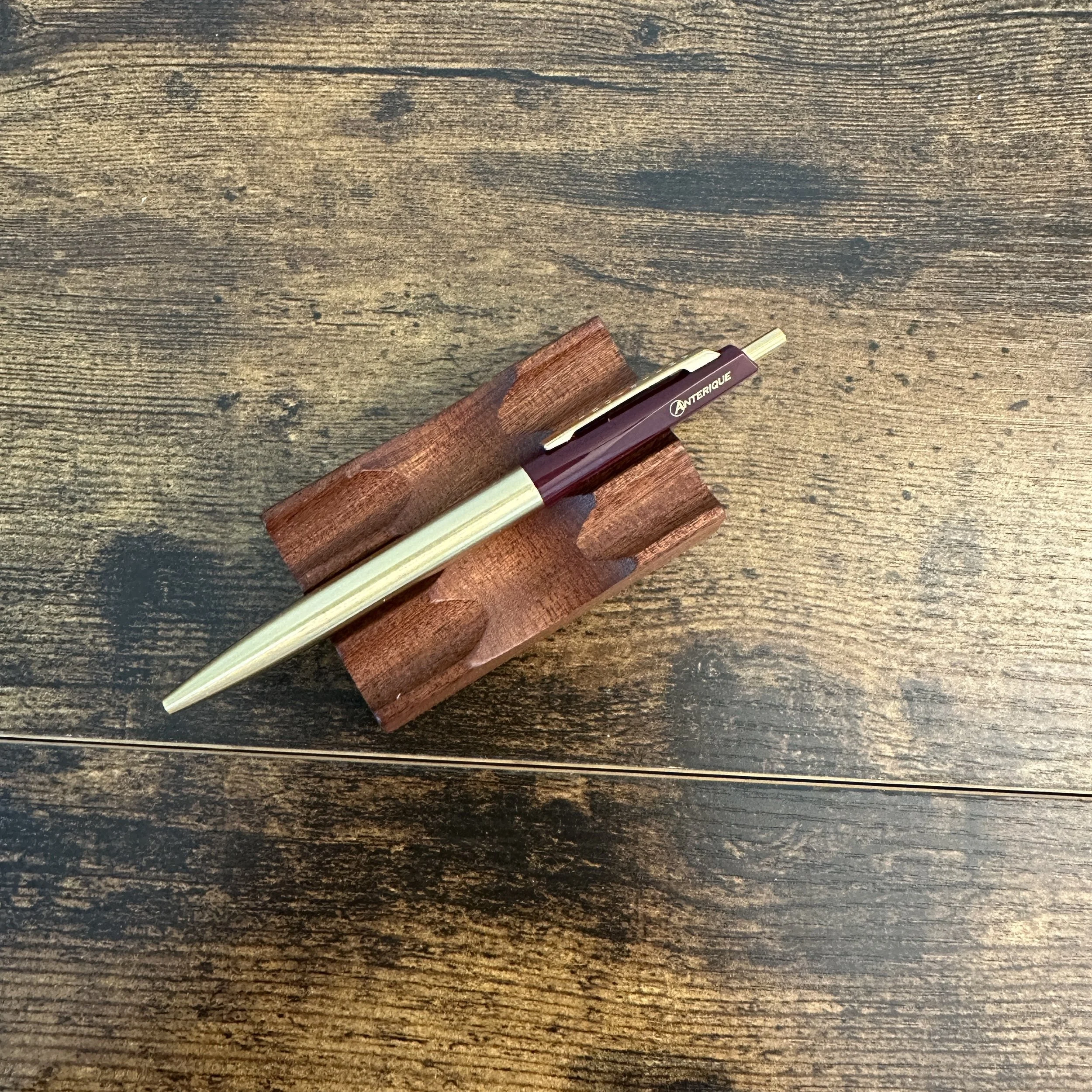 Anterique Brass Edition Maroon