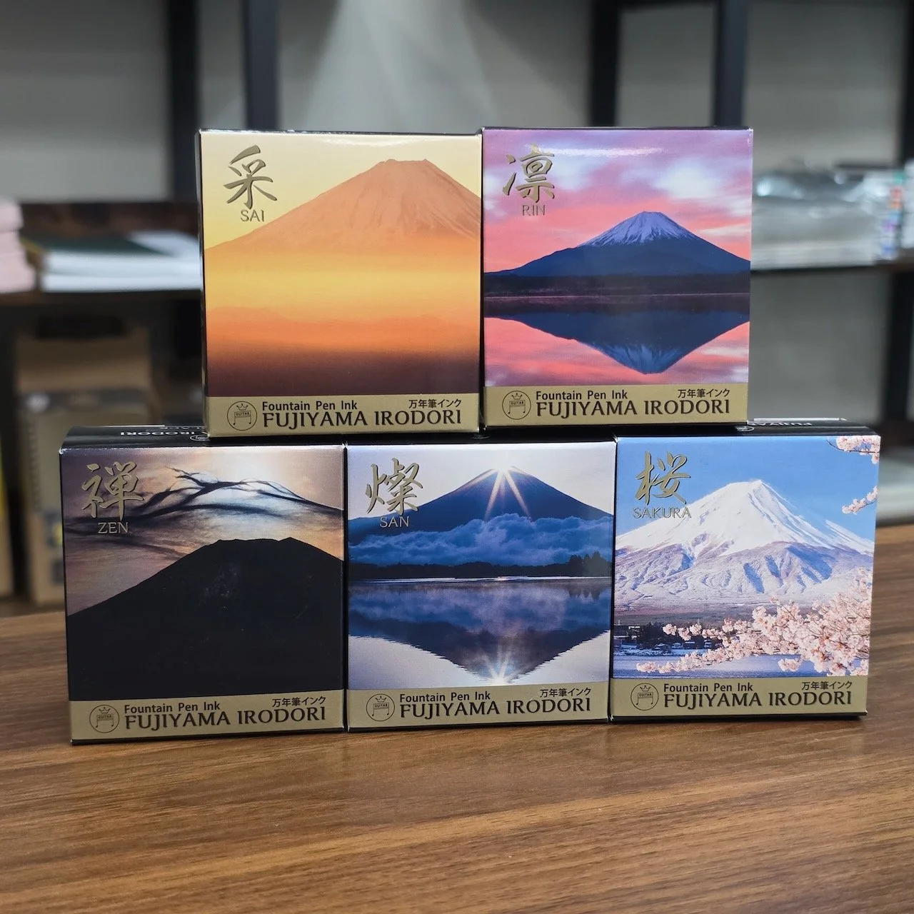 Teranishi Irodori Fountain Pen Ink Box Artwork