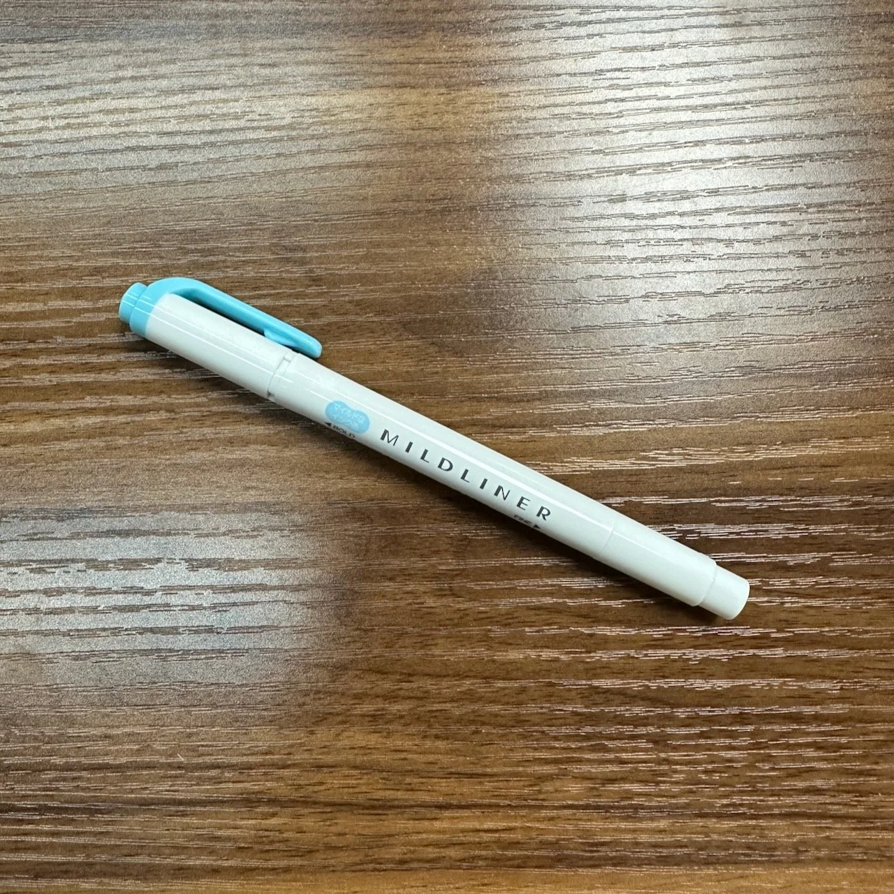 Zebra Mildliner Blue (MBL)