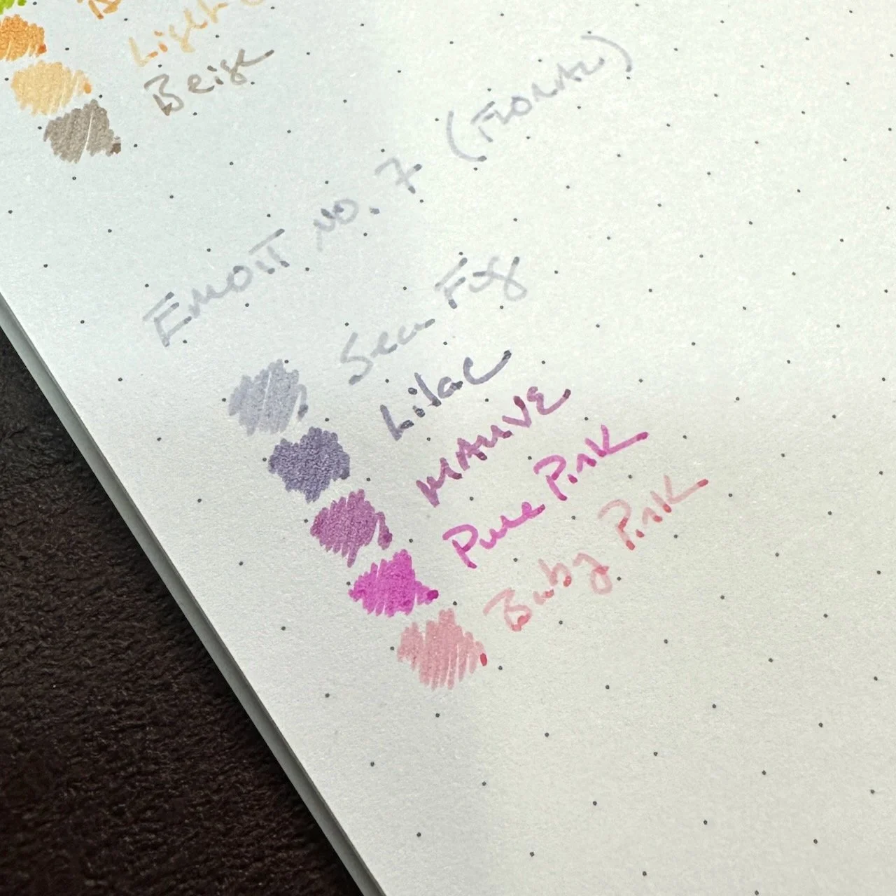 Uni EMOTT No. 7 Floral Color Swatch