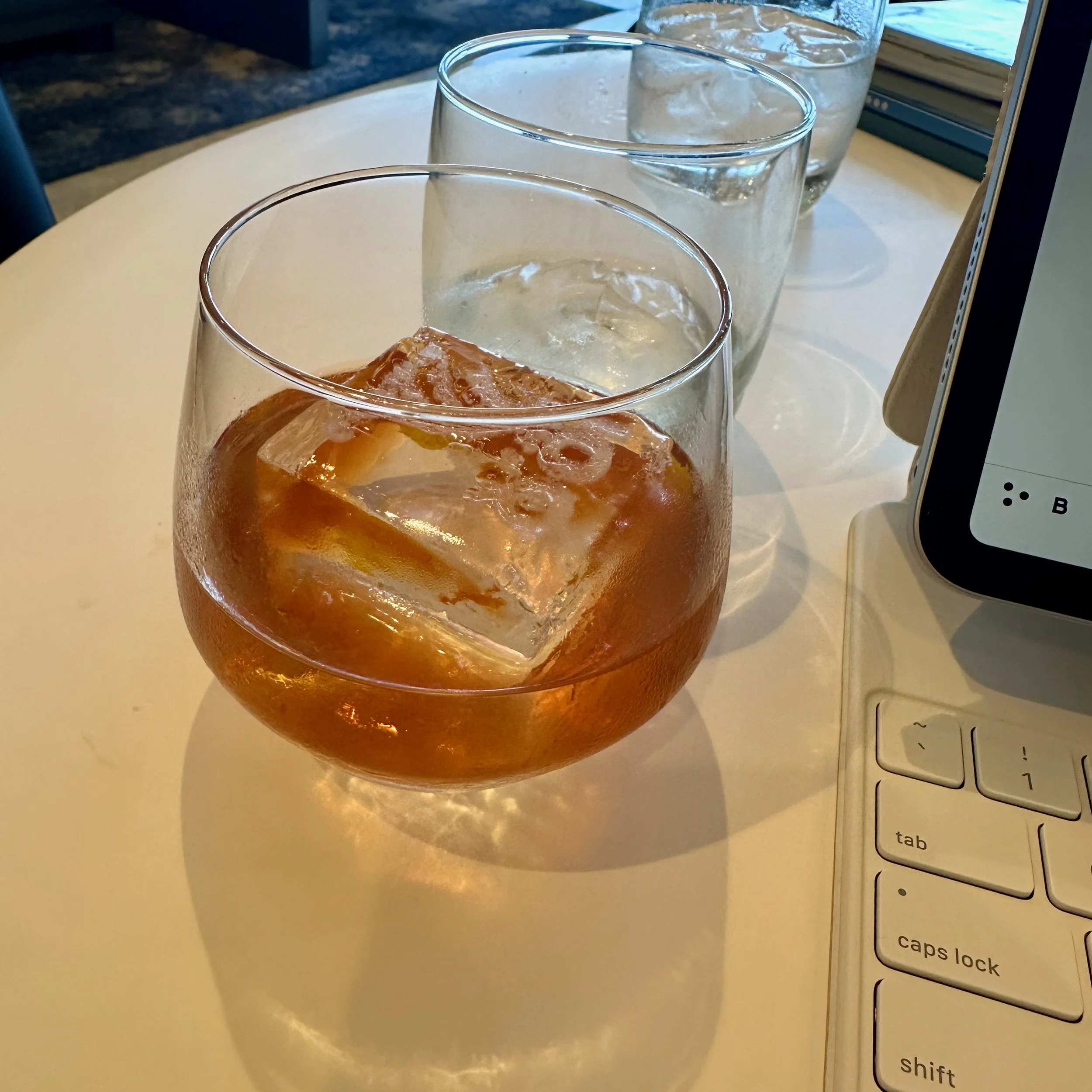 Airline Lounge Drink Japan Trip 2026