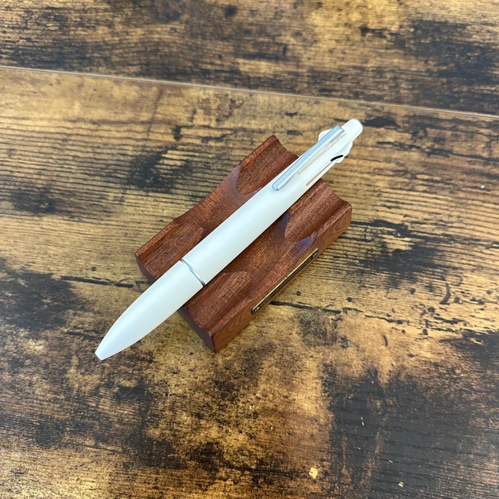 Uni Jetstream 4+1 Lite Touch Multi Pen (.5mm) — The