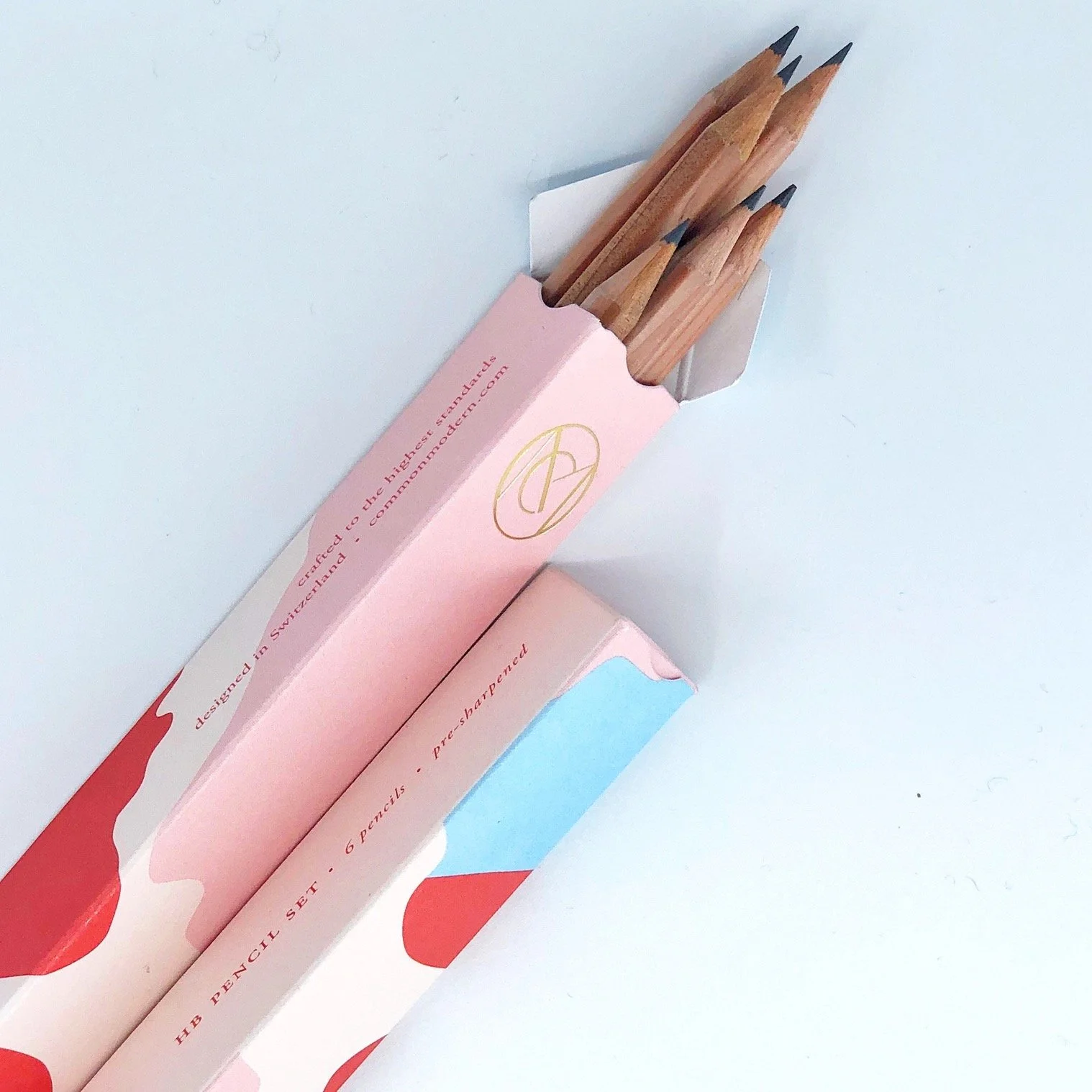 Common Modern La Moitié Pencils HB (Packaging)