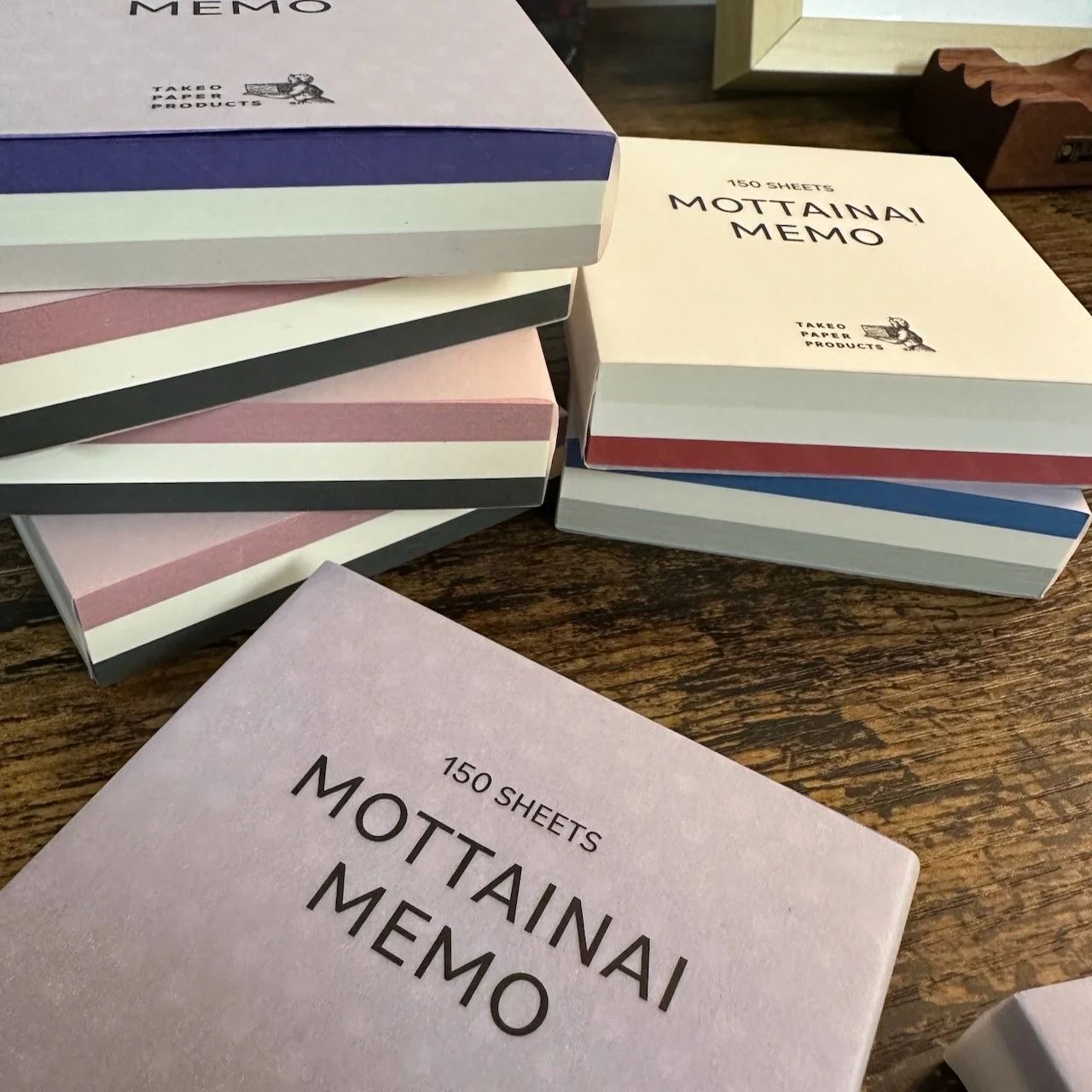 Mottanai Memo Side View