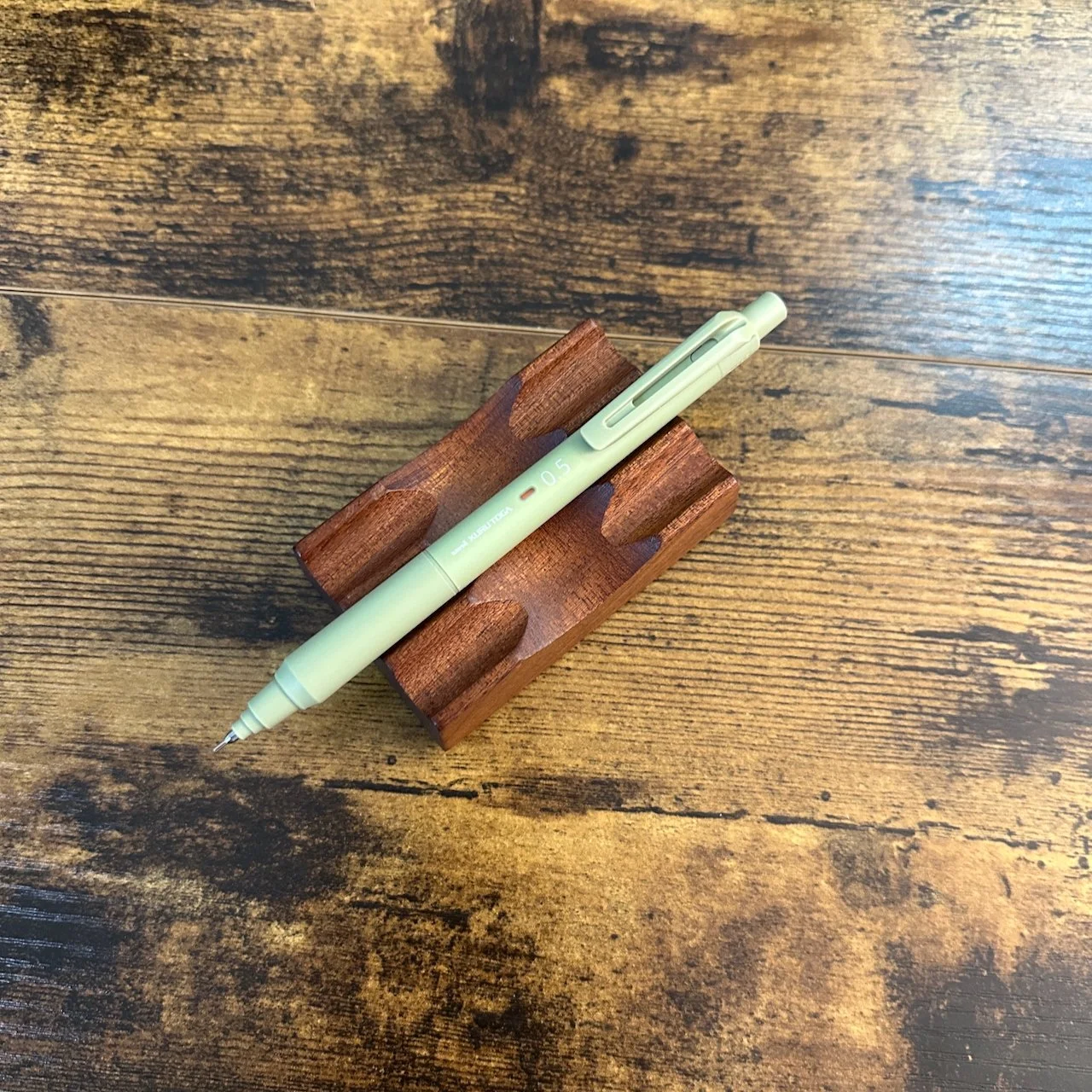 Uni Kuru Toga KS Mechanical Pencils  (Herb Green)