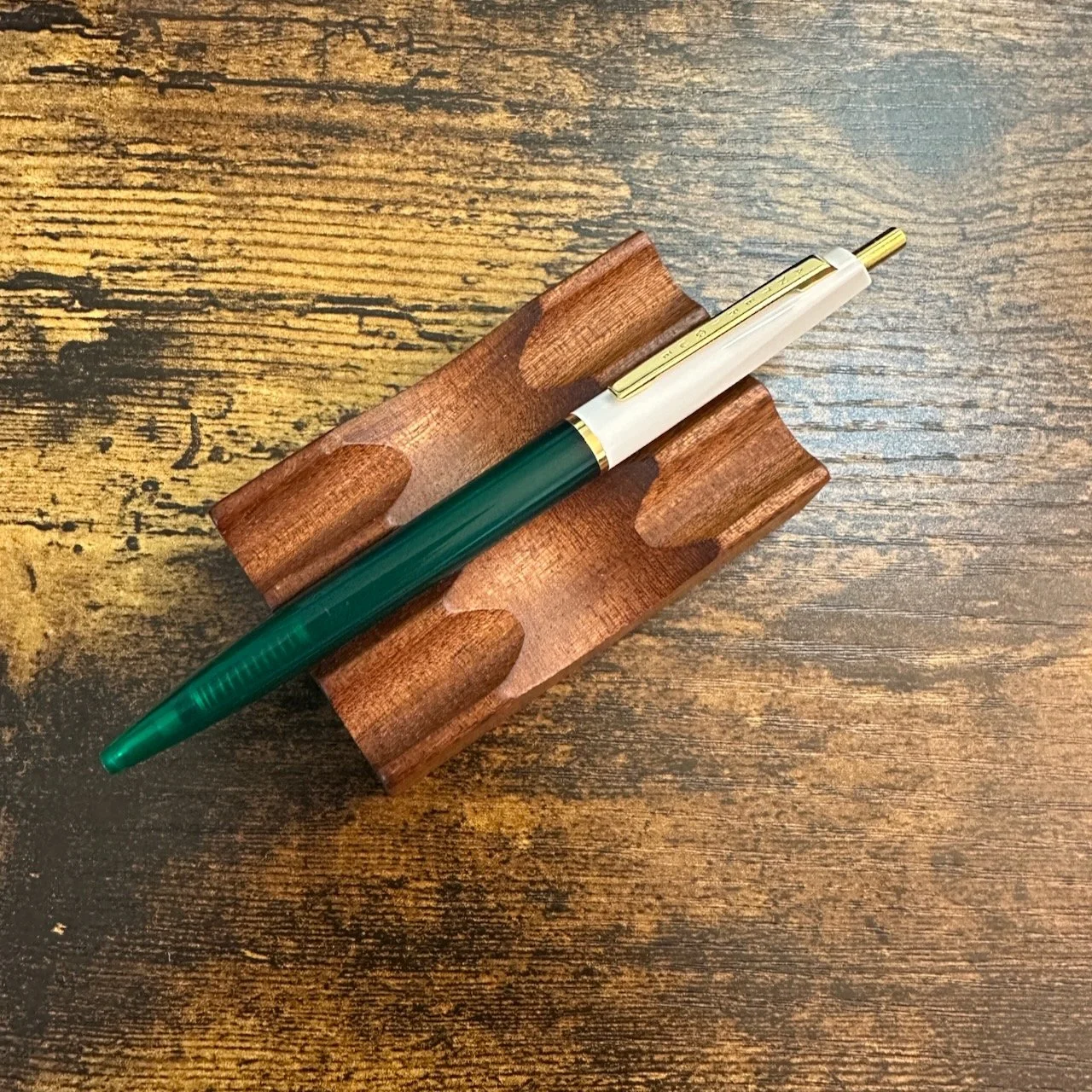 Anterique Clear Green Ballpoint