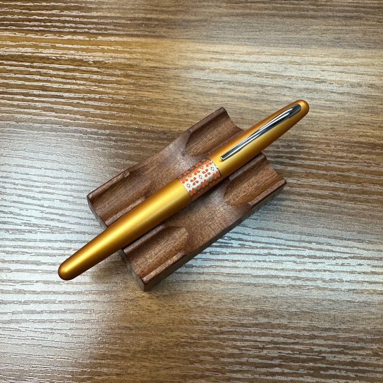 Pilot Metropolitan Fountain Pen Orange Retro Pop
