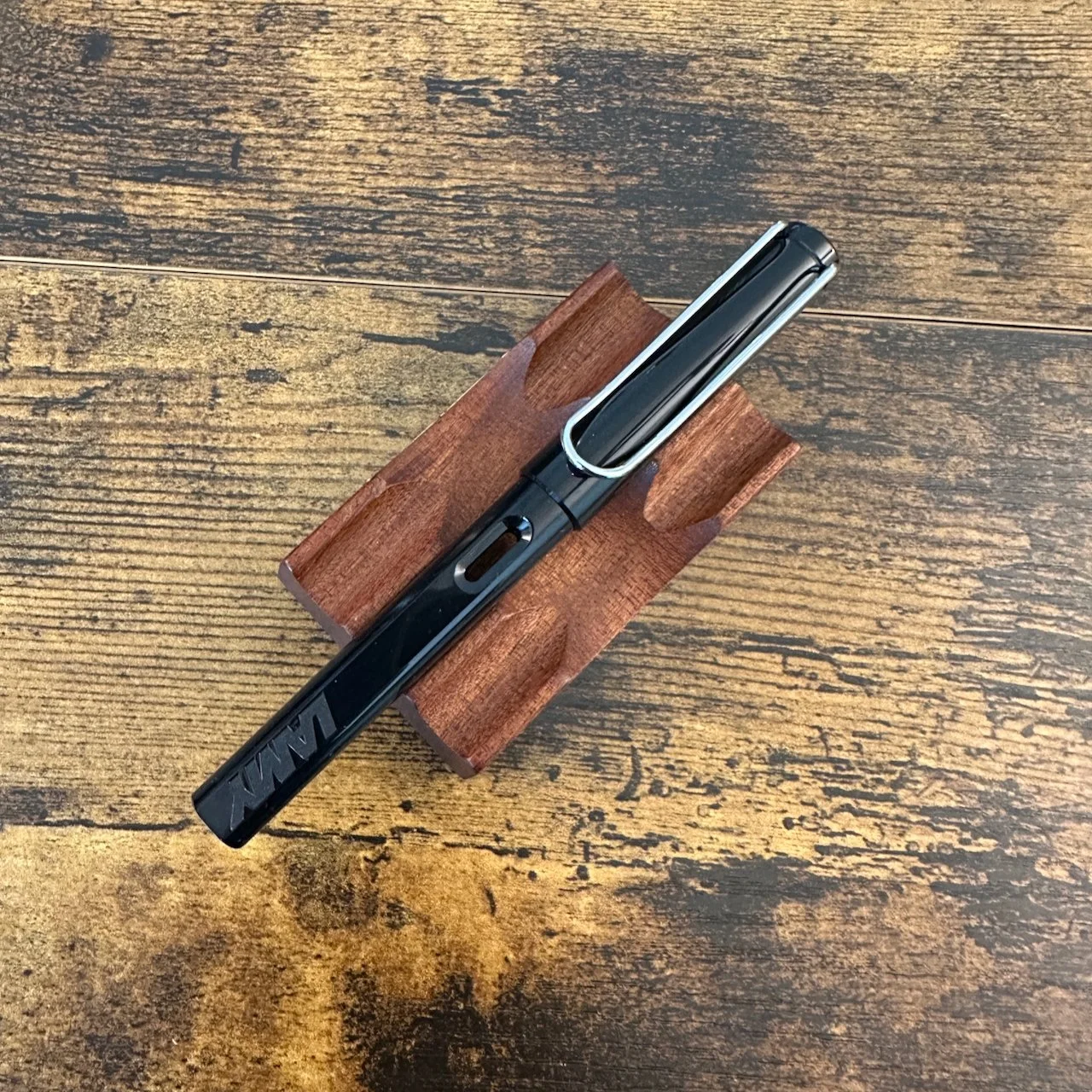 Lamy Safari Fountain Pen Black