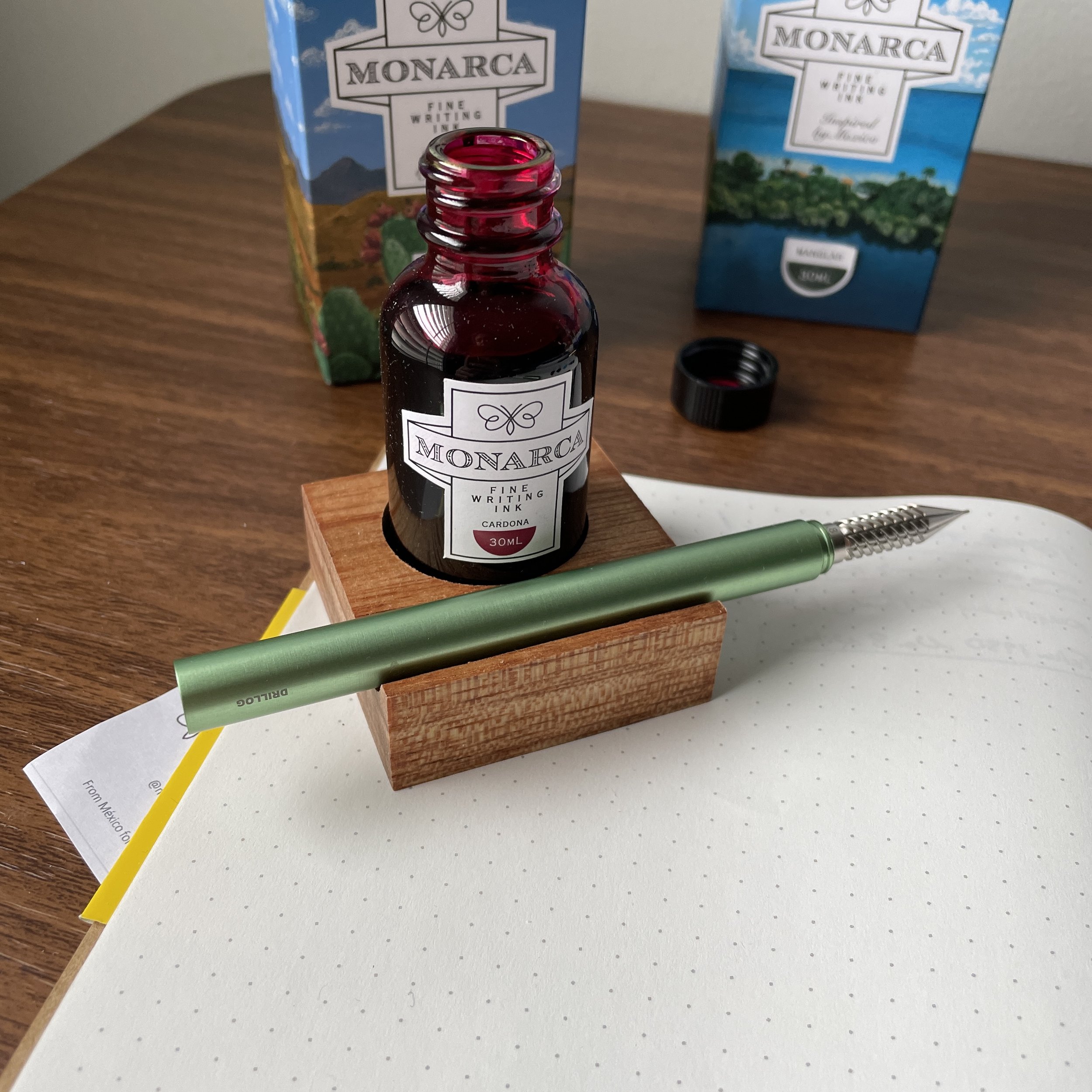Trying to put together ideal travel setup.. Midori MD A5 grid :  r/fountainpens