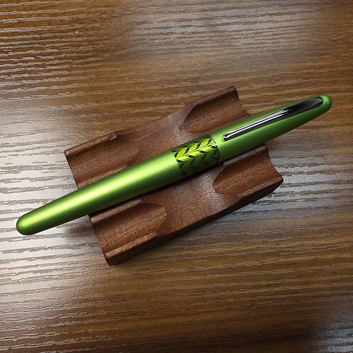 Pilot Metropolitan Rollerball (Green Retro Pop)