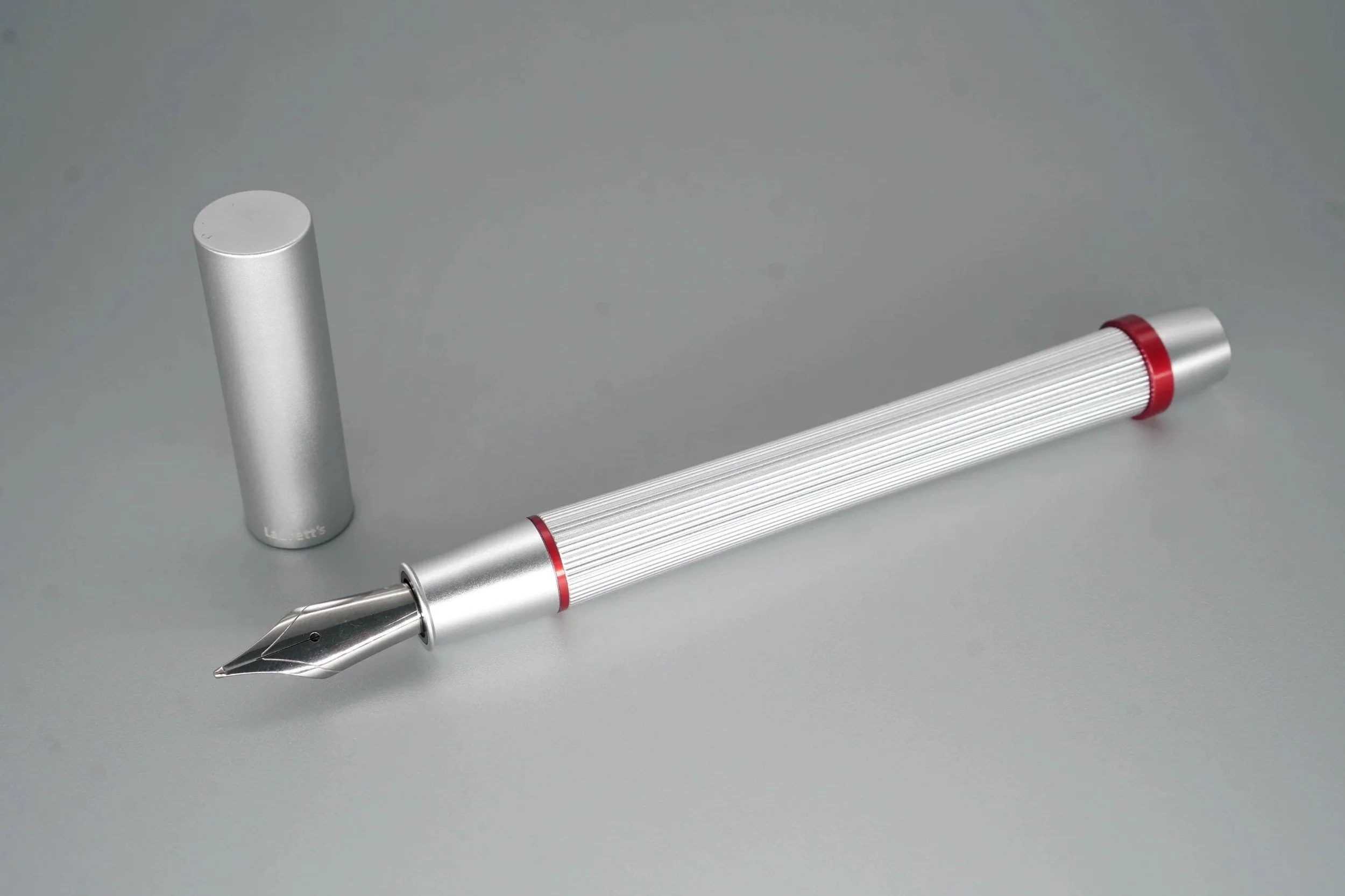 Laurett's Spinner Silver Fountain Pen