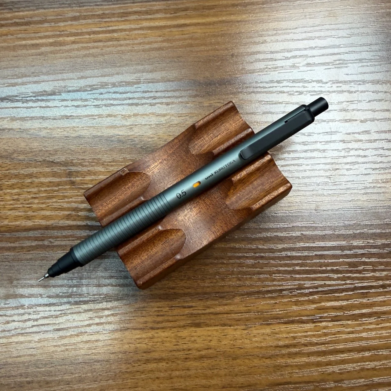 Kuru Toga Metal Mechanical Pencil Phantom Grey