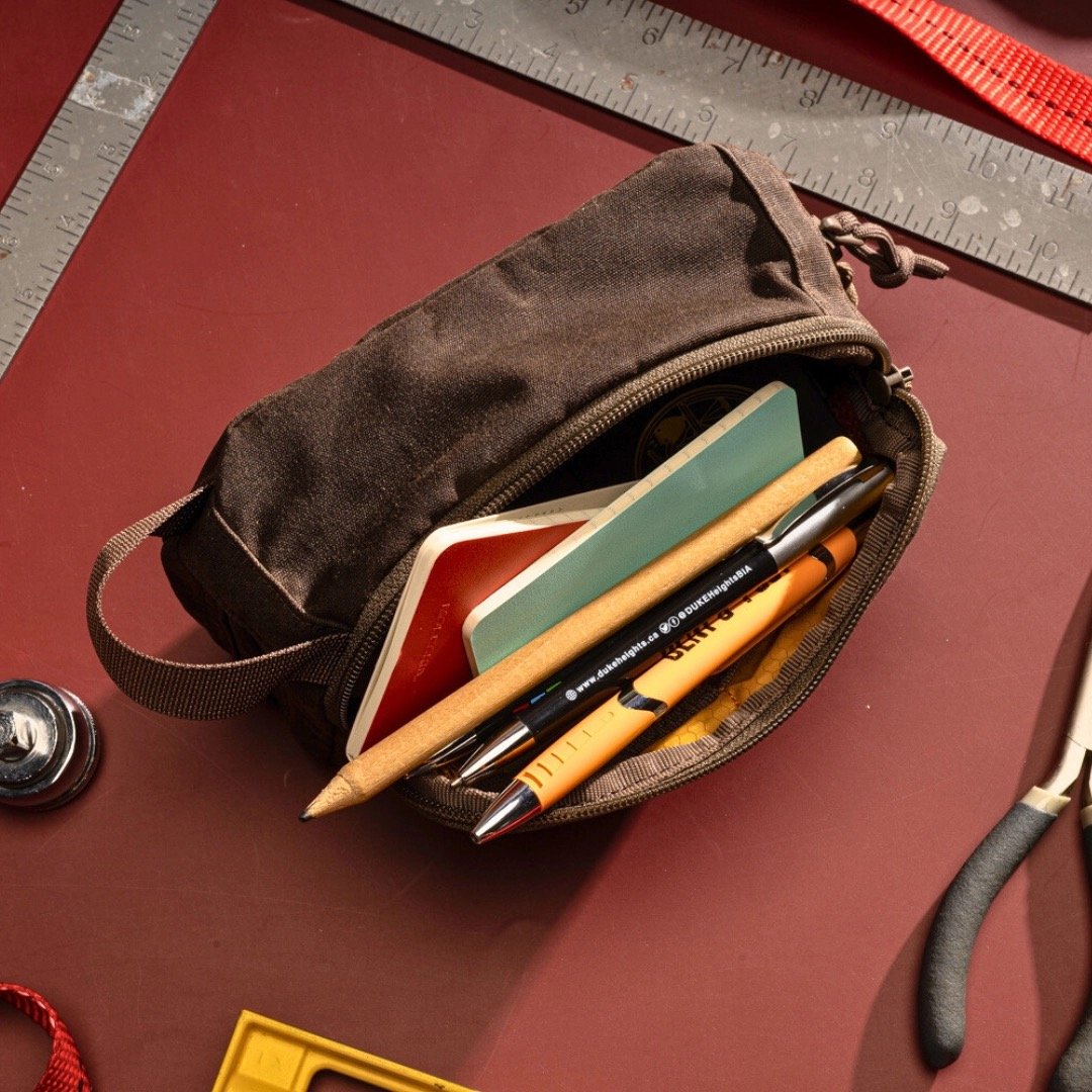 Lochby Mini Venture Pouch Top Open