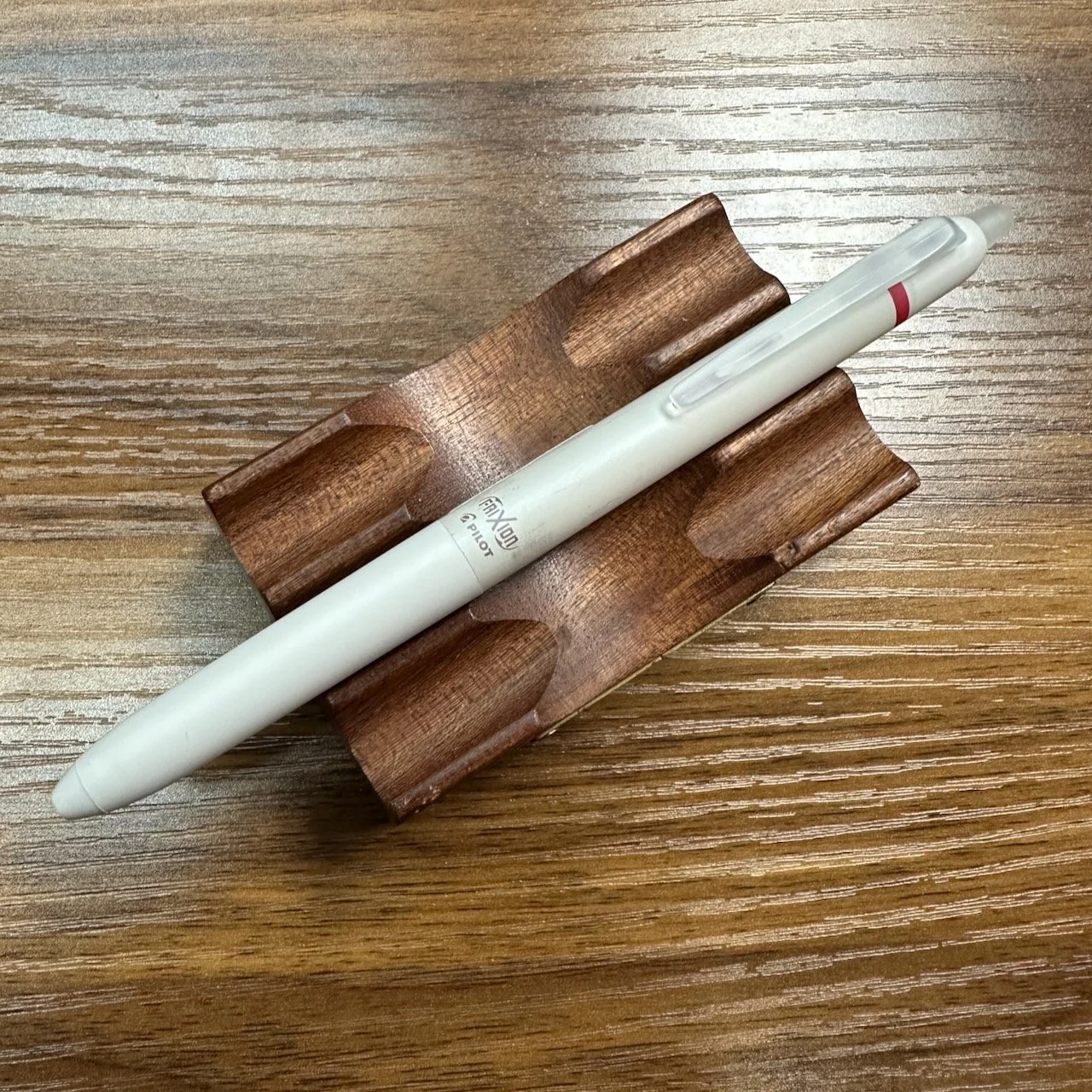 Pilot Frixion Waai Gel Pen Cherry Red