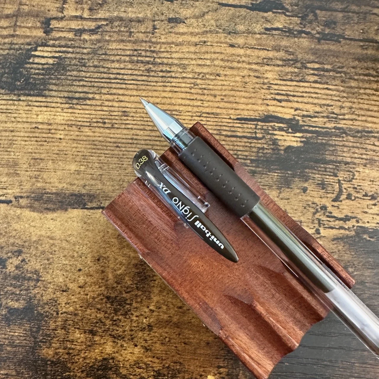 Uni Signo DX Gel Pens .38mm Brown-Black