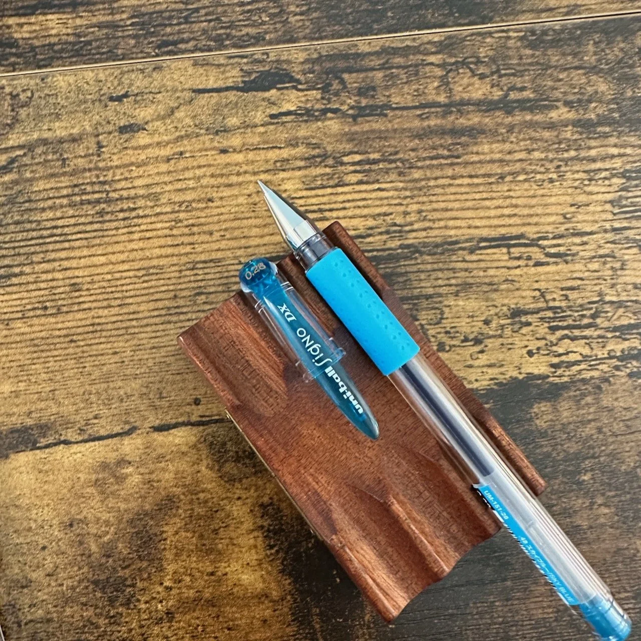 Uni Signo DX Gel Pens .28mm Sky Blue