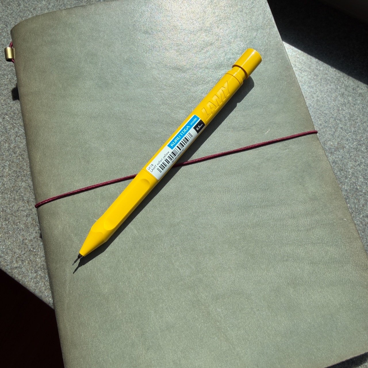 Lamy x Uni Safari Mechanical Pencil Kuru Toga Inside