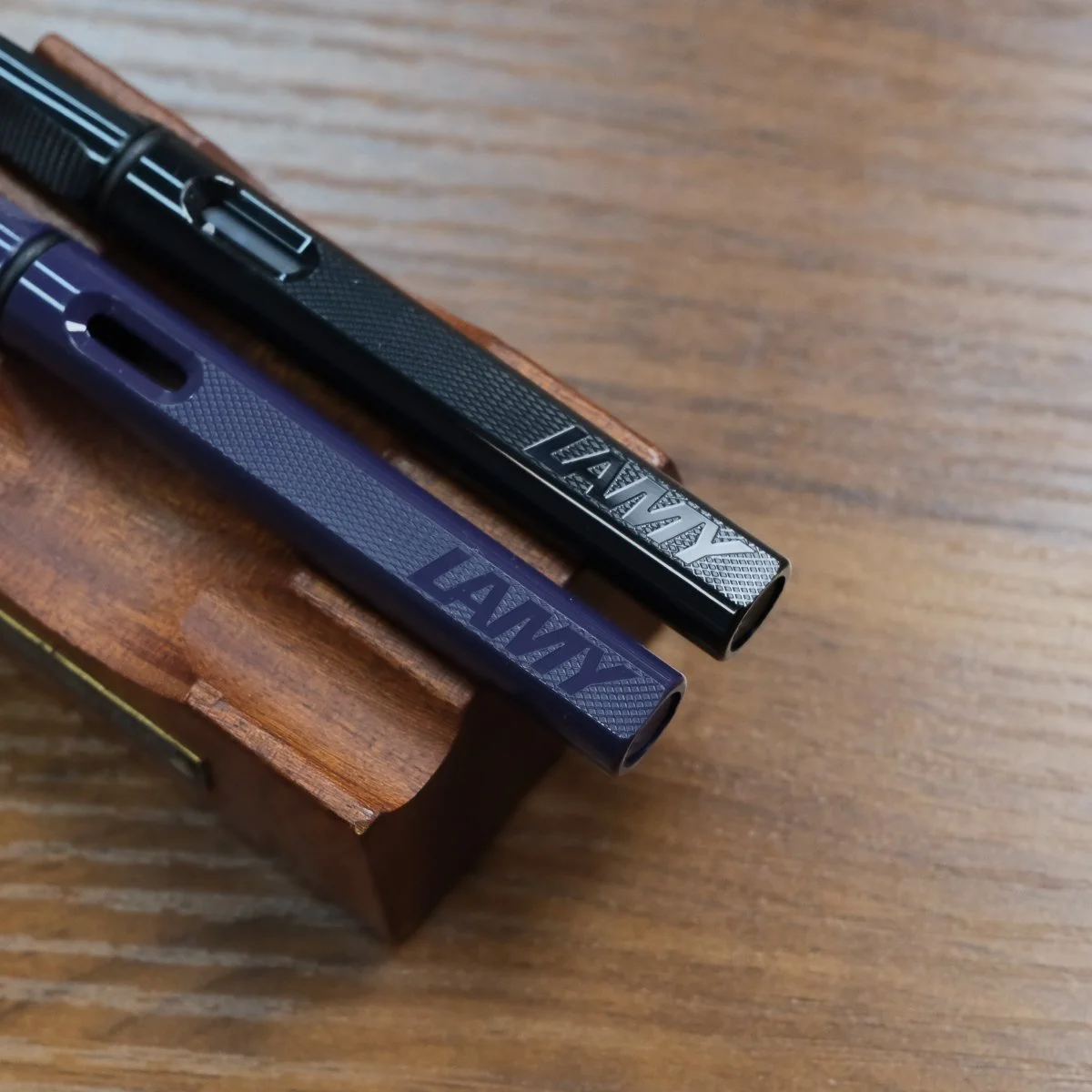 Lamy Safari Meteorite and Meteora Textured