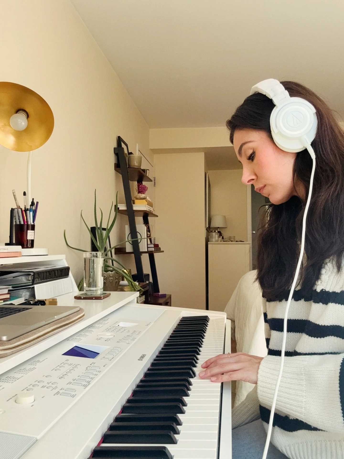 Sweetening the mix 🍒 

#music #songwriter #songwriting #homestudio #process