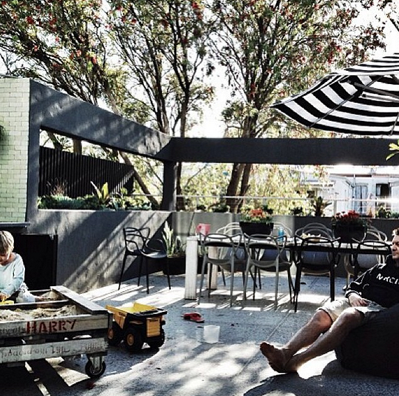 FEATURE - Rooftops & Courtyards