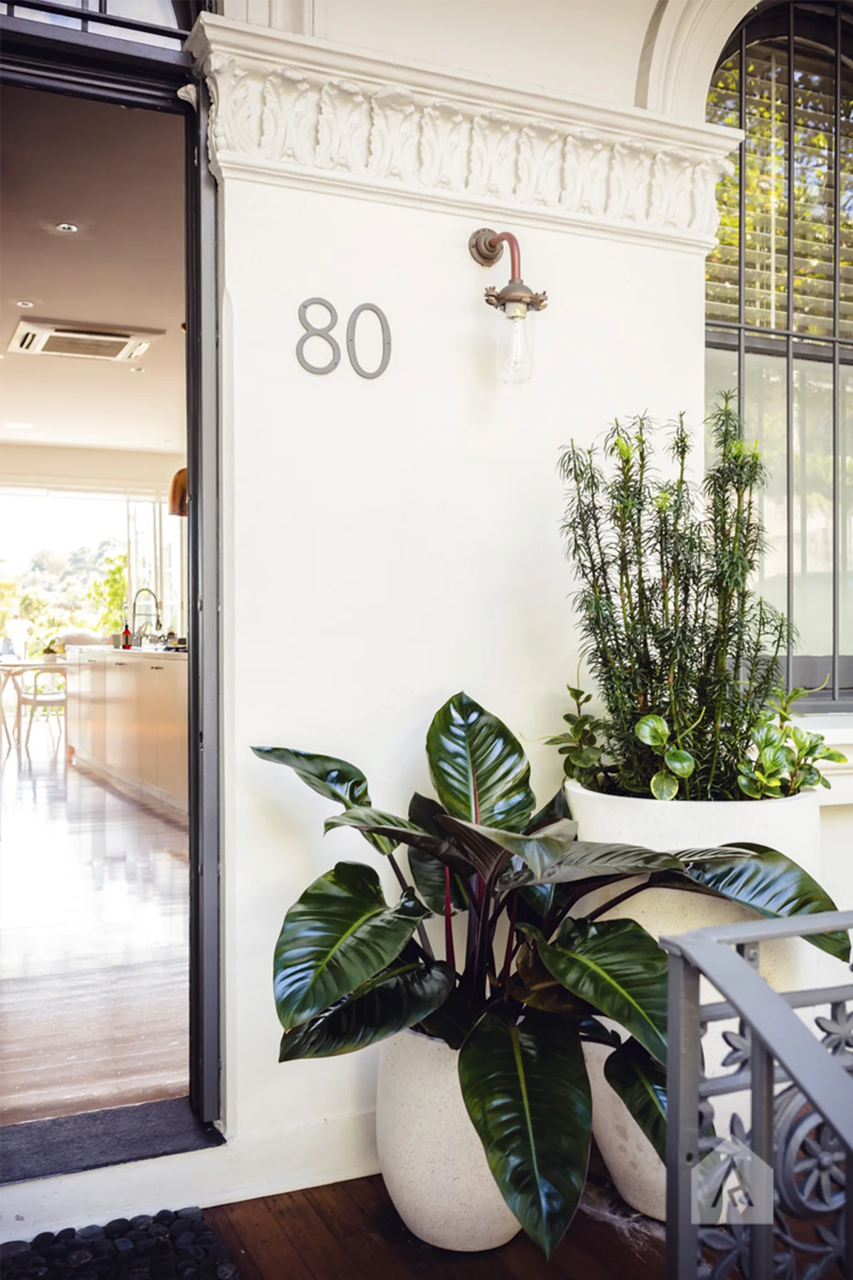 © Adam Robinson Design Front Garden 03.jpg