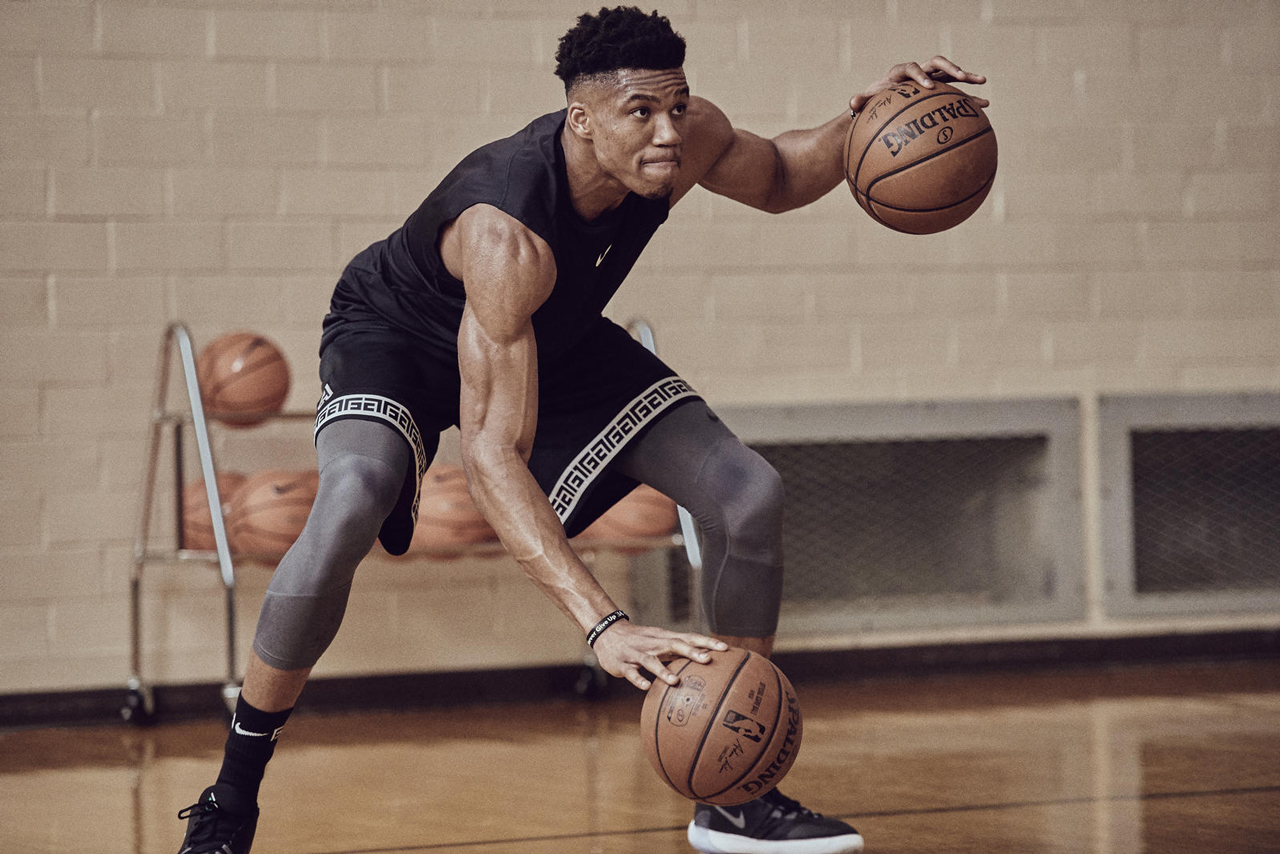 nike-giannis-antetokounmpo-zoom-freak-1-official-unveil-release-date-3.jpg