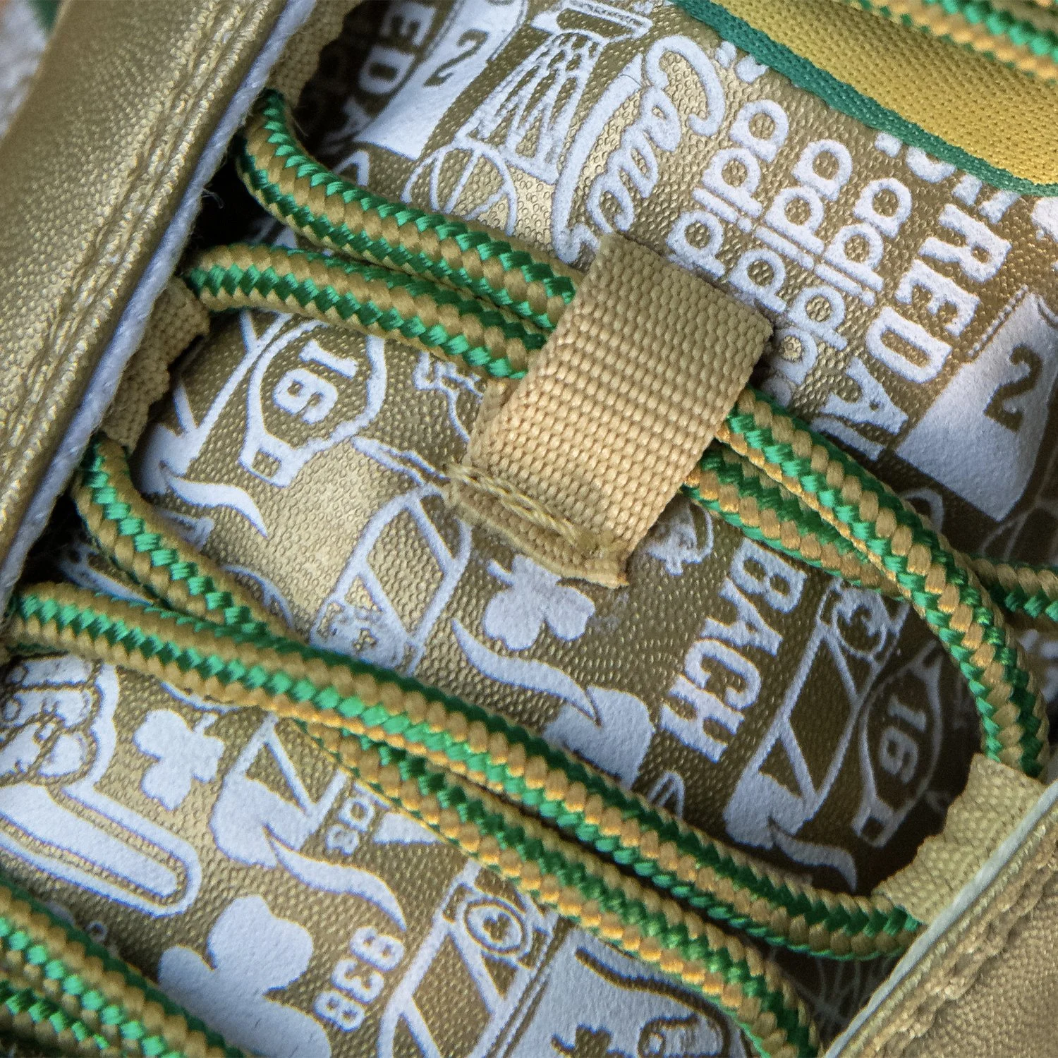 redxadidas_06.jpg