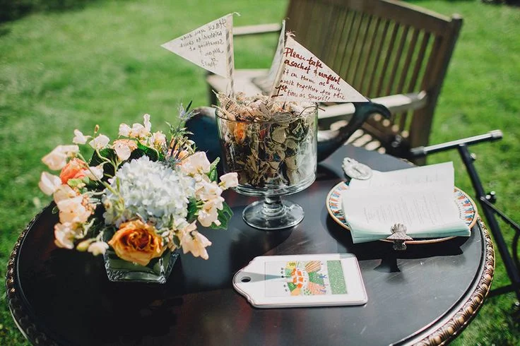 Lavender sachets for the guests to throw.