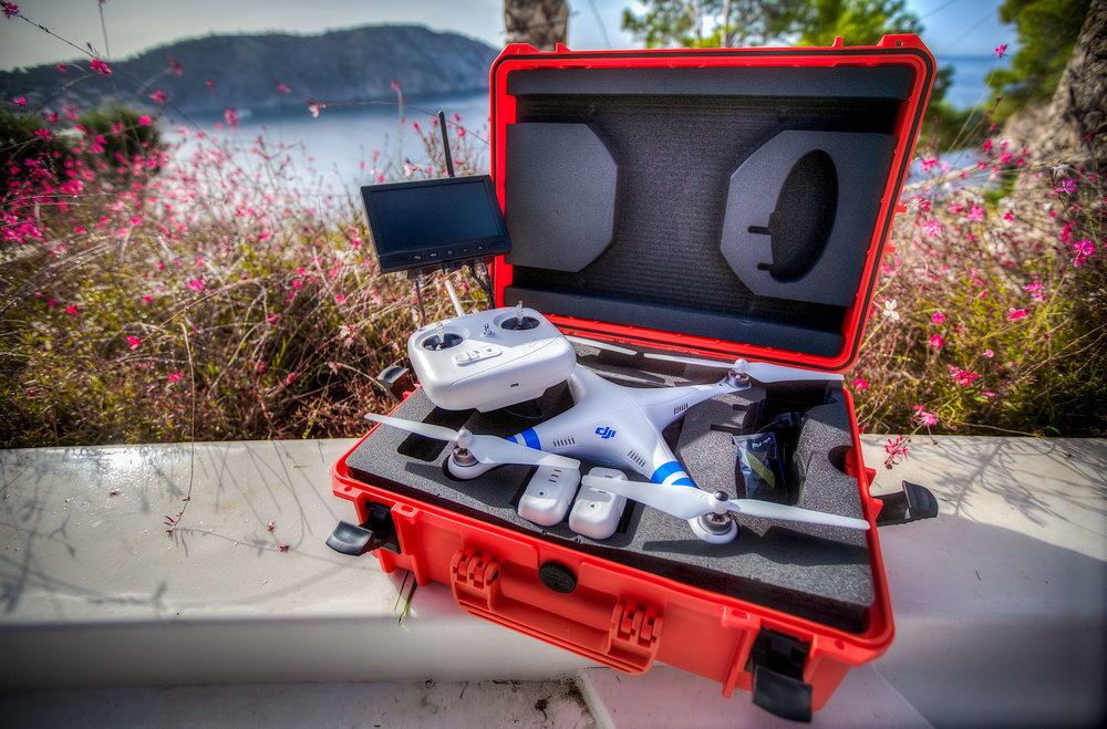 DJI Phantom 2 + Zenmuse H3-3D Gimbal + FPV System + GoPro Hero 3