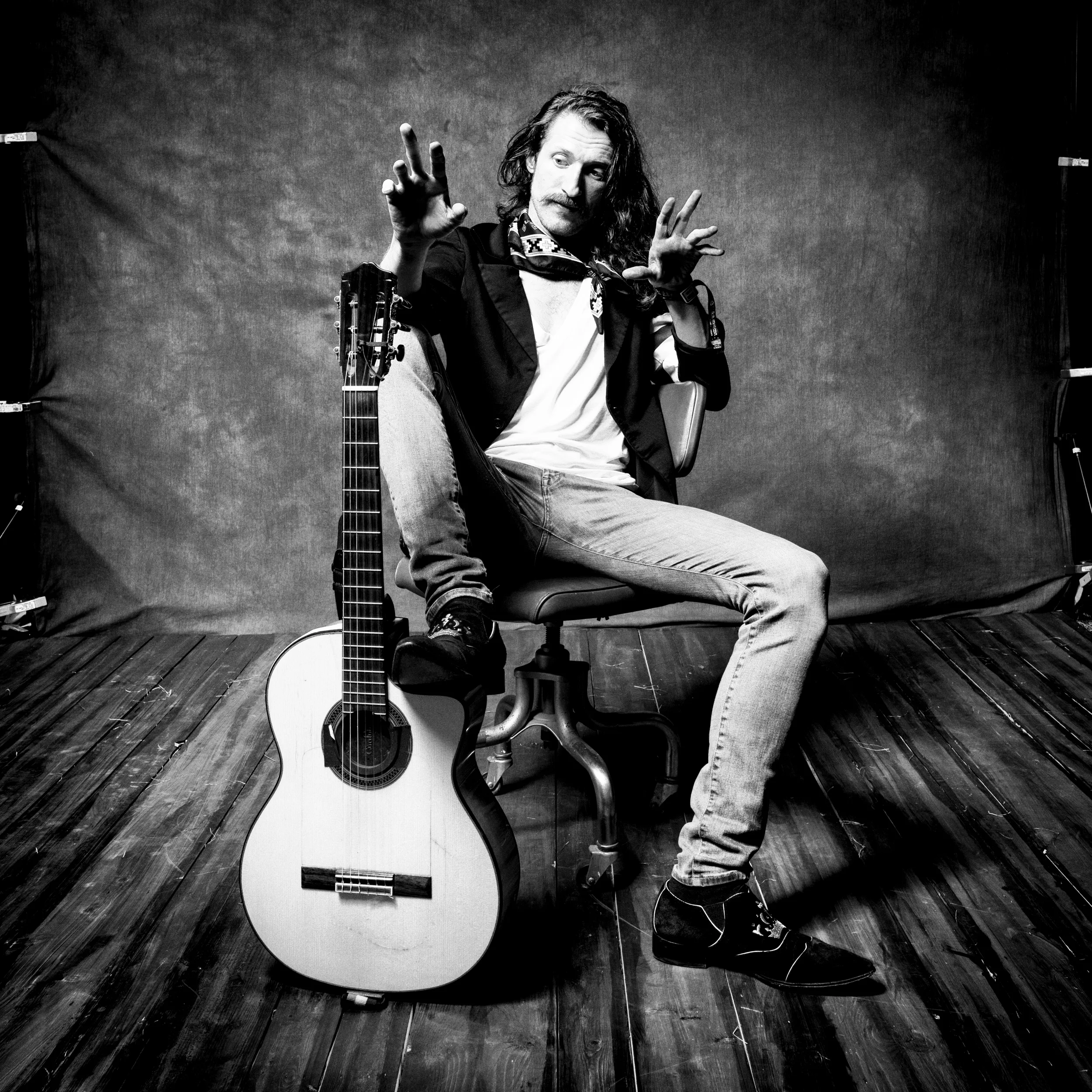 Eugene Hütz, Gogol Bordello